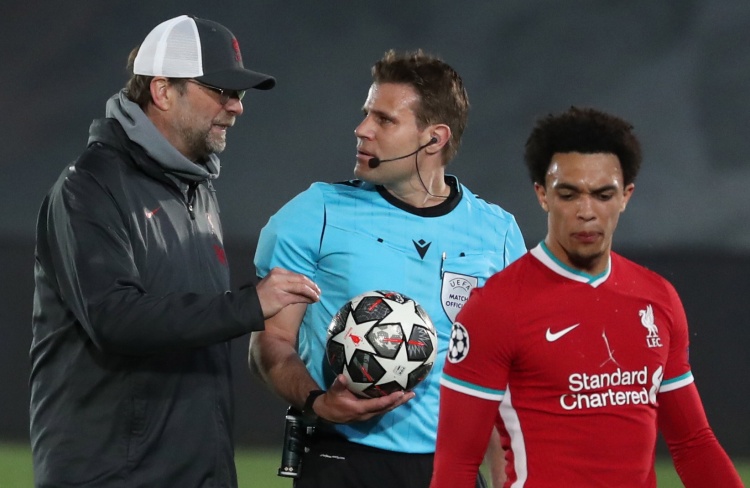 俄语解说预测TI队伍：LGD和OG最有机会夺冠，VP能进胜者组