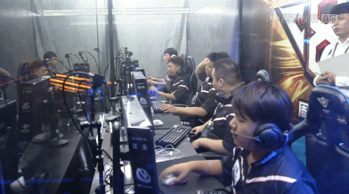 本赛季共十八人第一次进入LPL季后赛