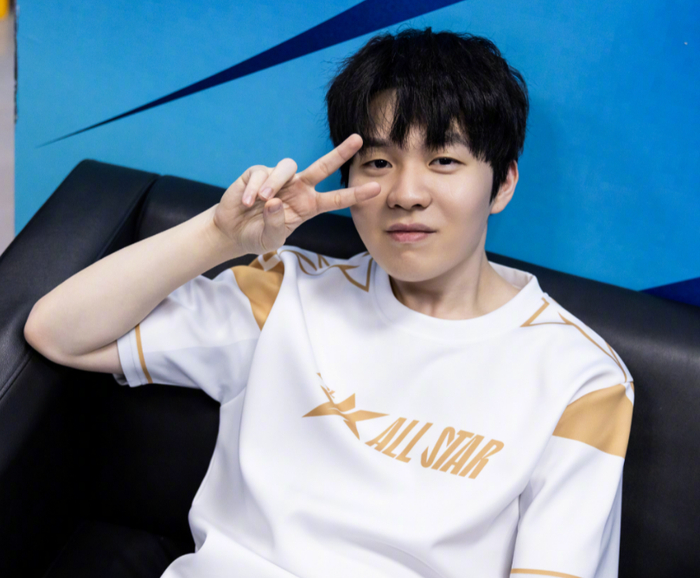 传奇的FaZe教练将在残障人士学校教授电子竞技